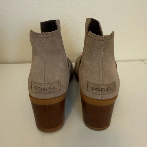 Sorel WOMEN'S CATE CUT-OUT BOOTIE - Picture 4 of 9